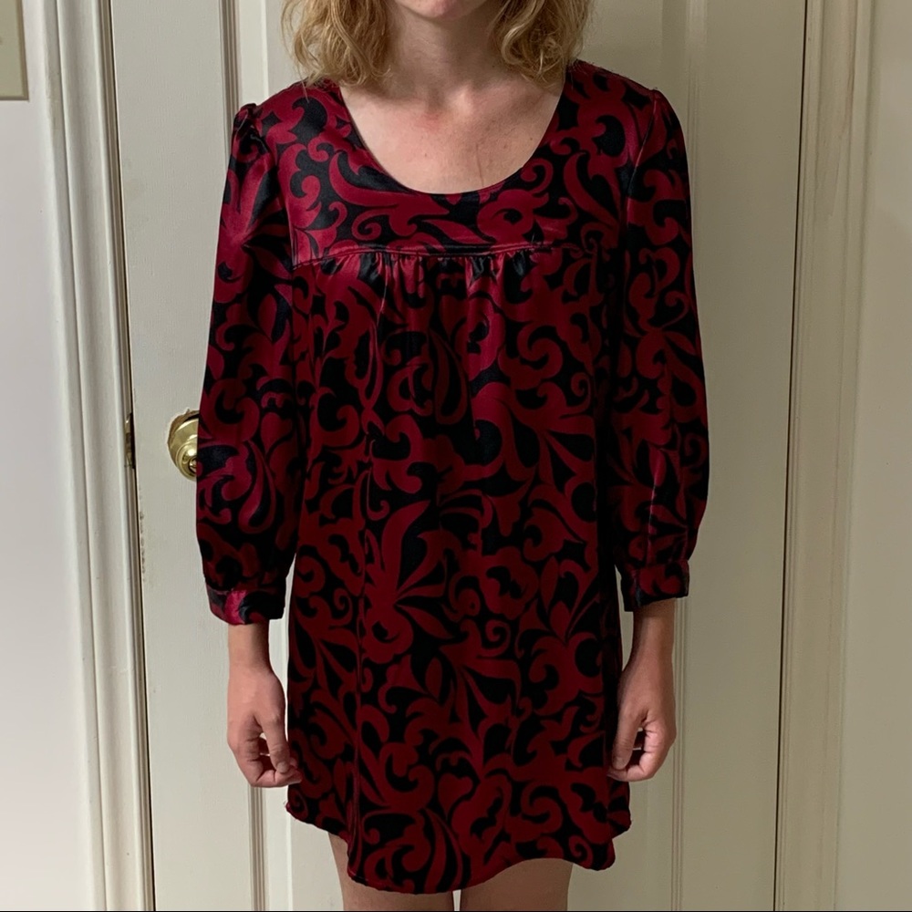 🌷3 for $25🌷Apt 9, US S (Fits Up To US L) Black & Red Floral Keyhole Back Tunic